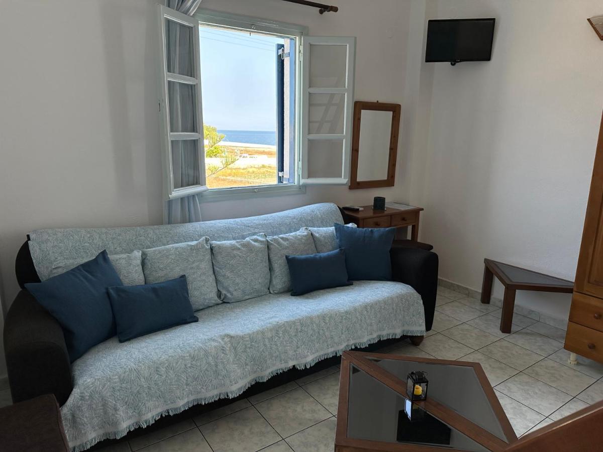 Hotel Paradisos Oia Екстер'єр фото