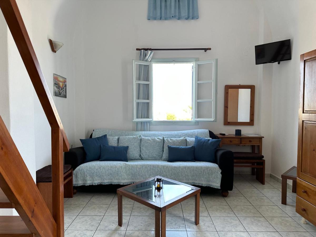 Hotel Paradisos Oia Екстер'єр фото
