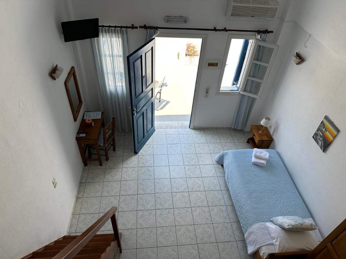 Hotel Paradisos Oia Екстер'єр фото