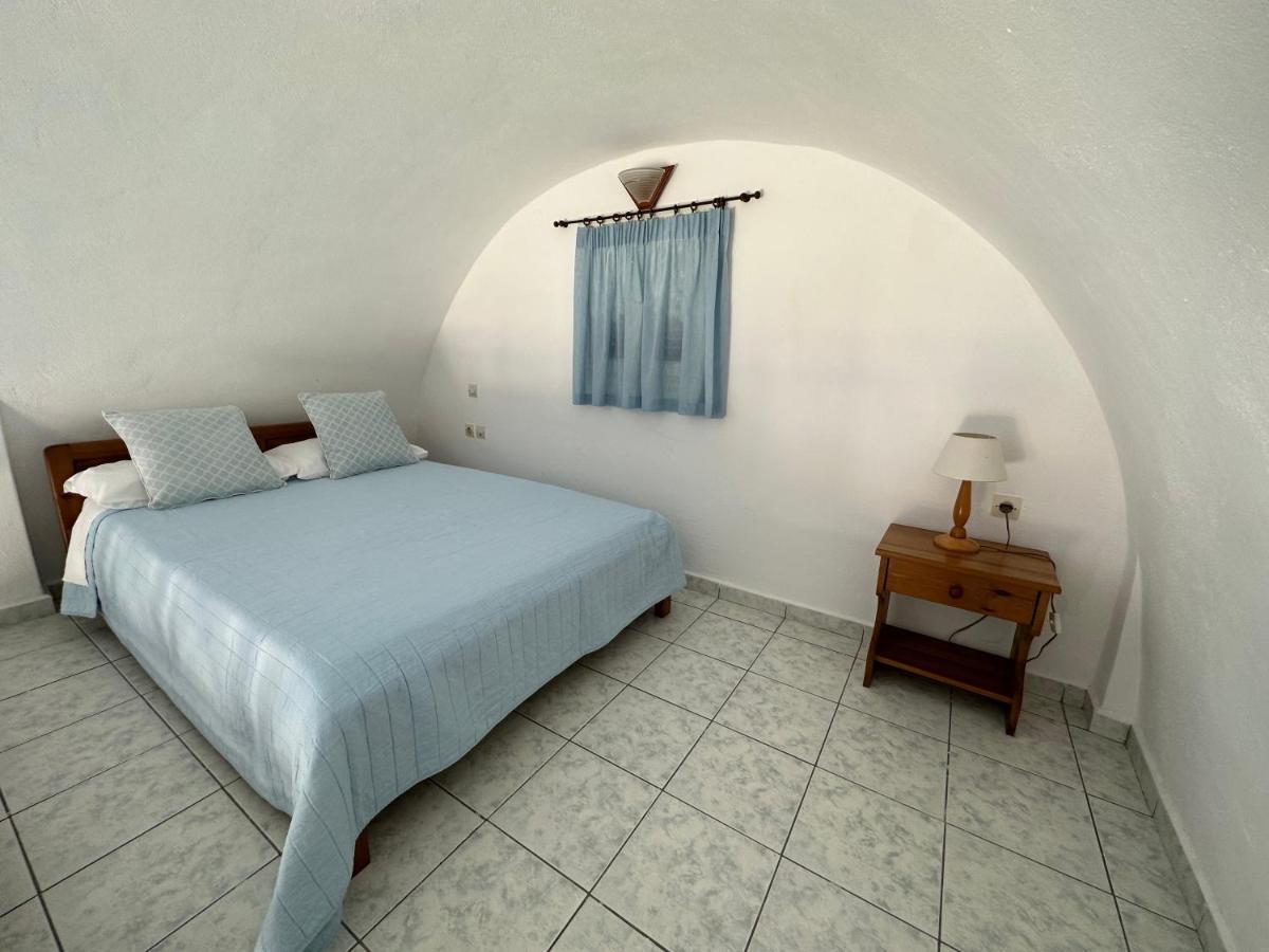 Hotel Paradisos Oia Екстер'єр фото