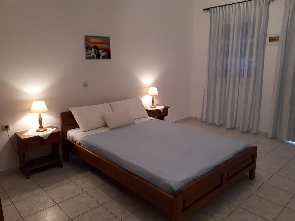 Hotel Paradisos Oia Екстер'єр фото